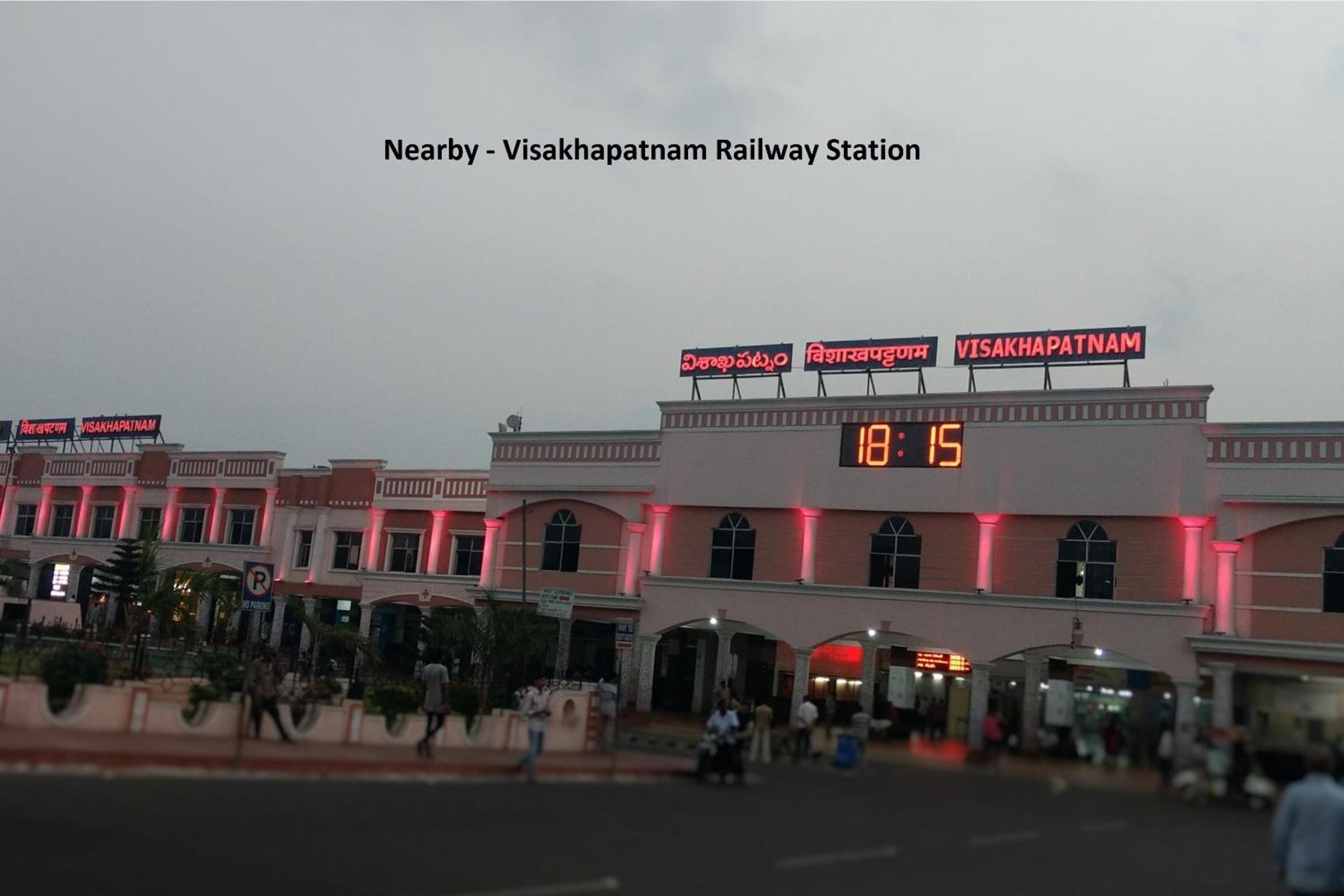 Hotel Collection O Spar Grand Visakhapatnam Esterno foto