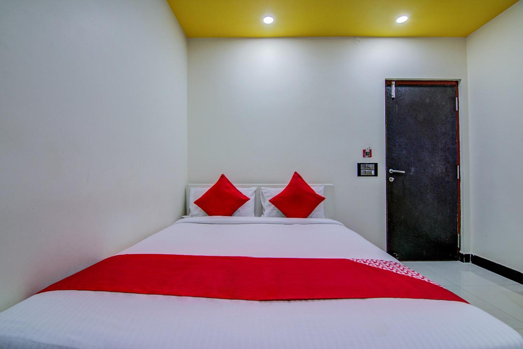 Hotel Collection O Spar Grand Visakhapatnam Esterno foto