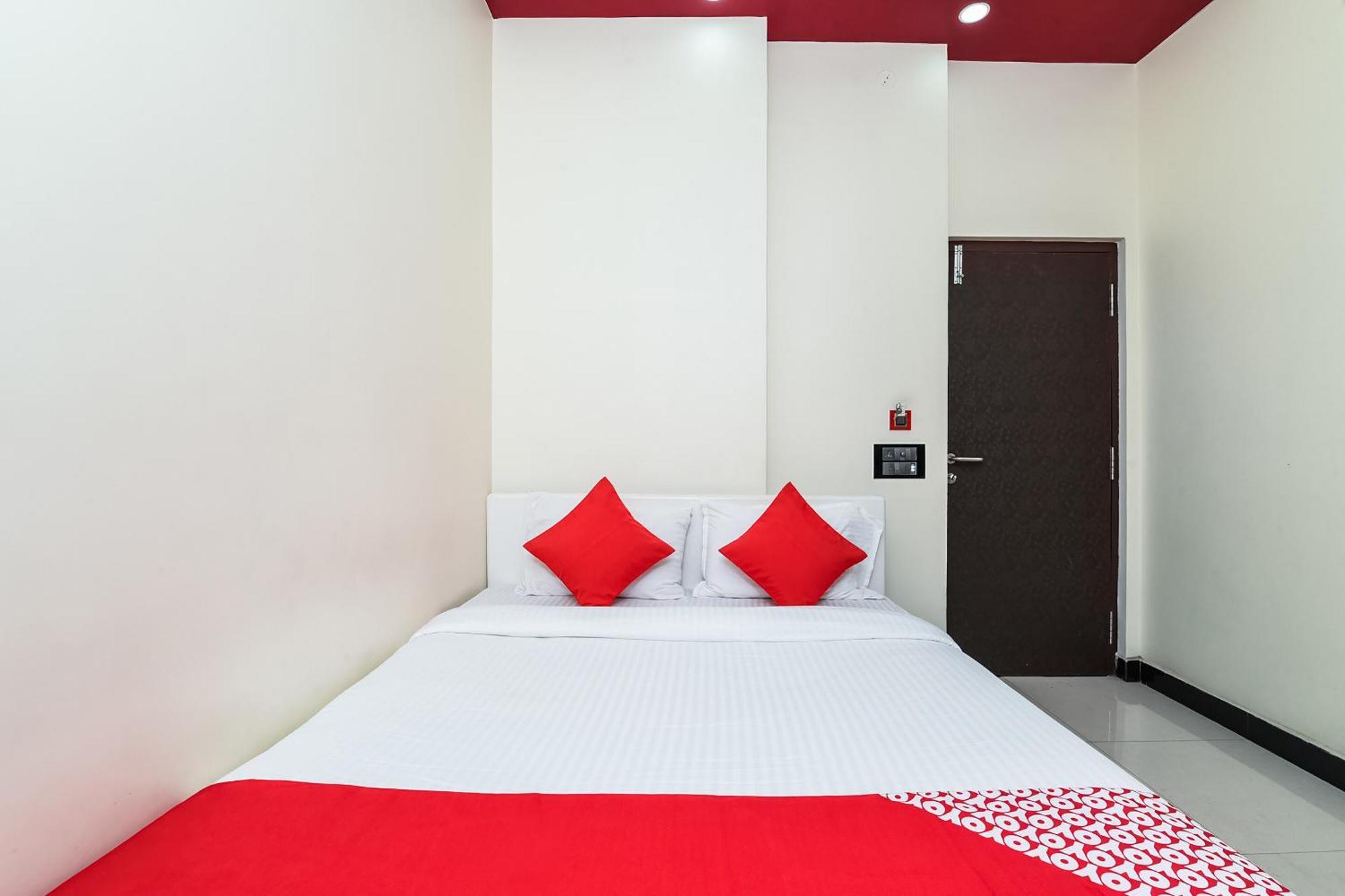 Hotel Collection O Spar Grand Visakhapatnam Esterno foto